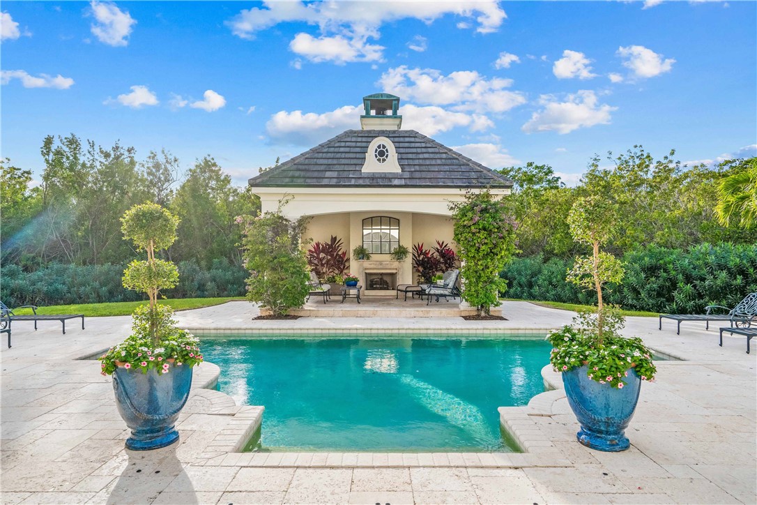 2241 W Ocean Oaks Circle