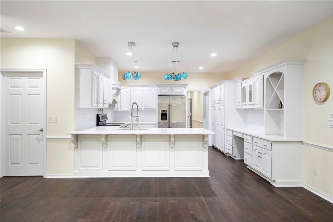 5880 Clubhouse Drive