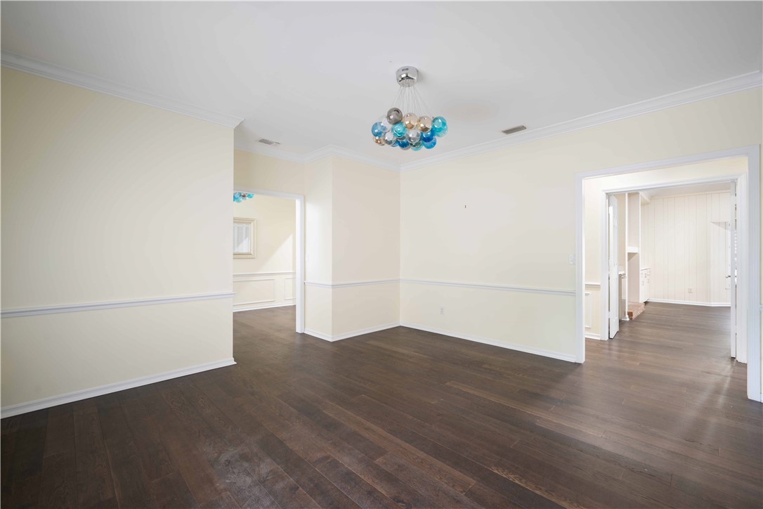 5880 Clubhouse Drive