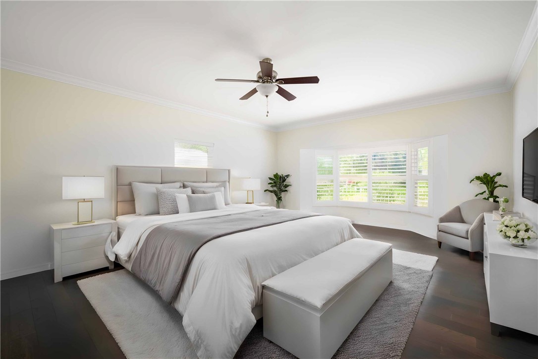 5880 Clubhouse Drive