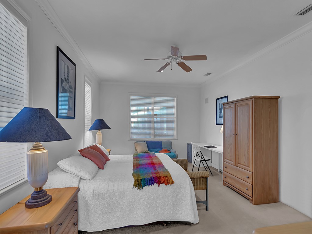 937 Turtle Cove Lane