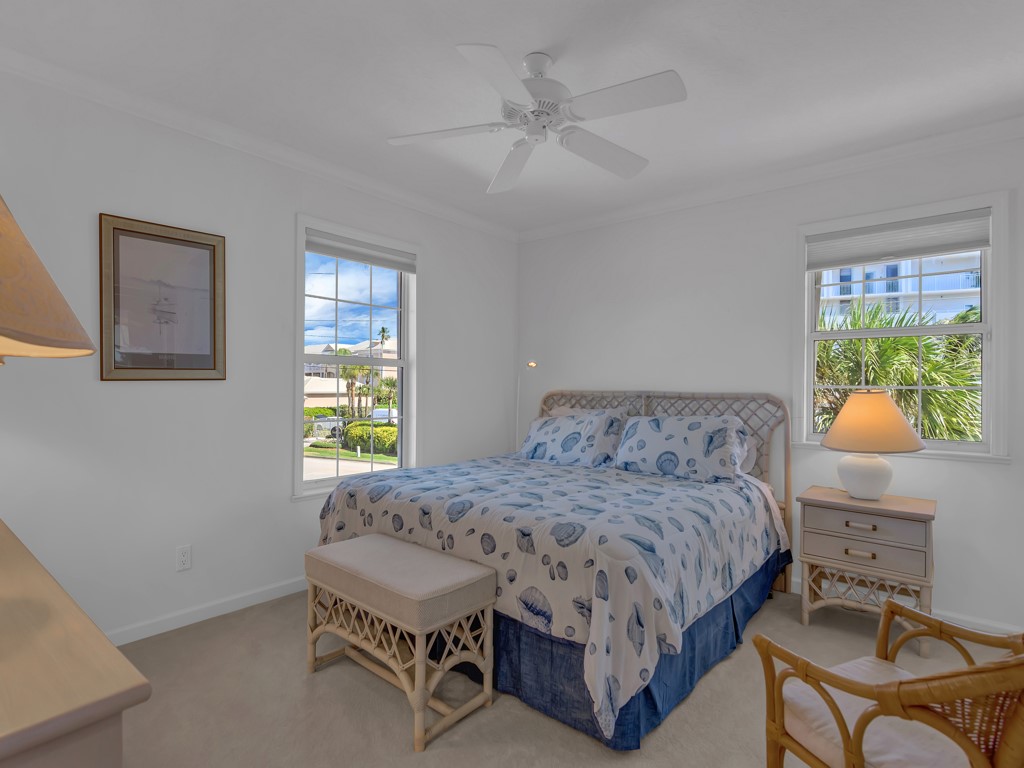 937 Turtle Cove Lane