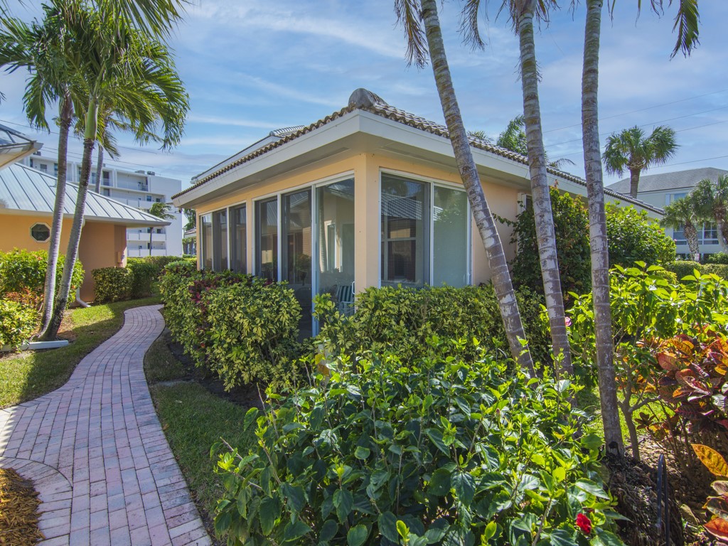 937 Turtle Cove Lane