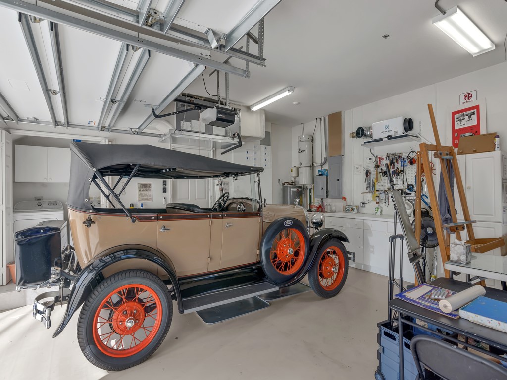 937 Turtle Cove Lane