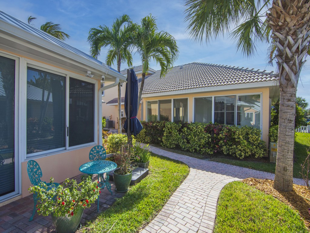 937 Turtle Cove Lane