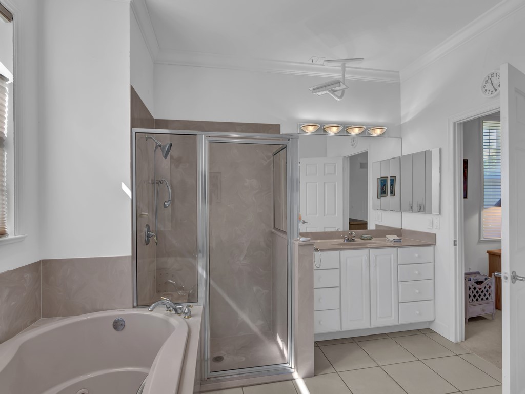 937 Turtle Cove Lane