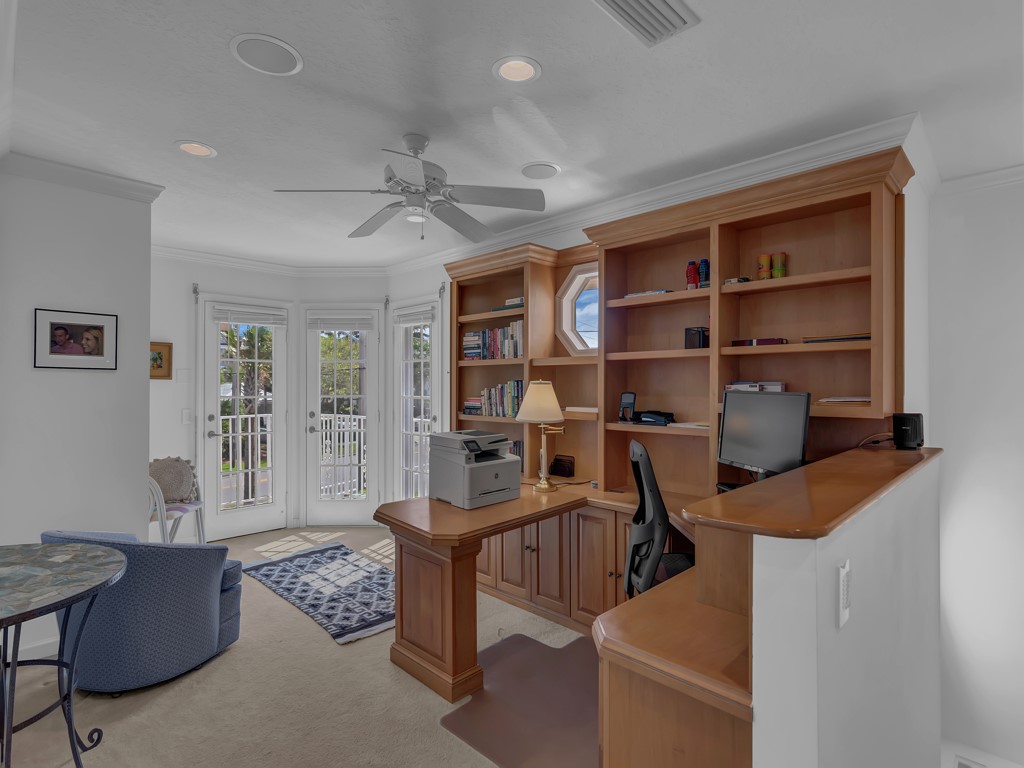 937 Turtle Cove Lane