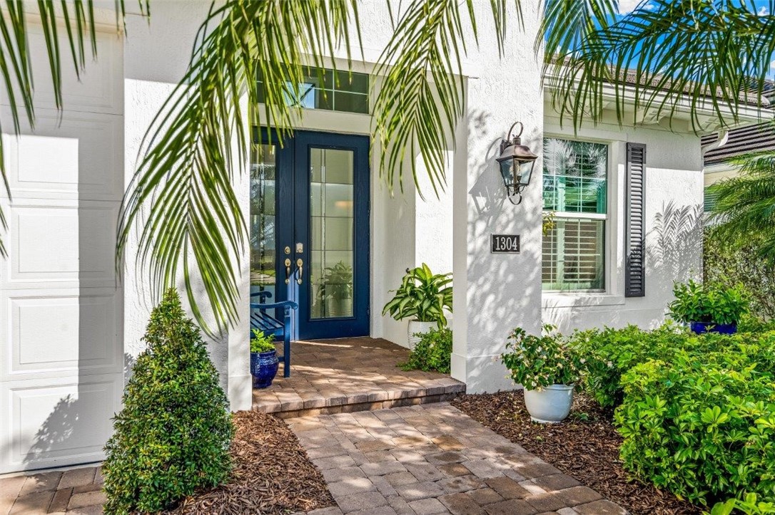 1304 Lilys Cay Circle