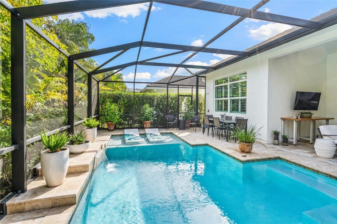 1304 Lilys Cay Circle