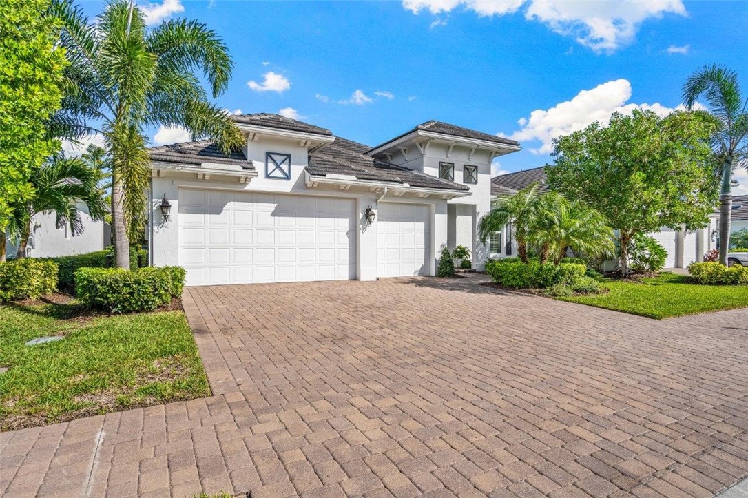 1304 Lilys Cay Circle