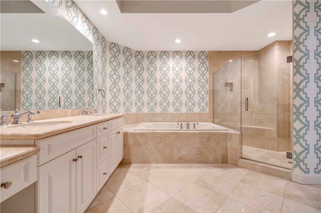 701 N Swim Club Drive 3B