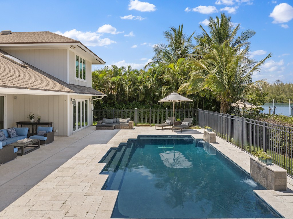 25 Cache Cay Drive