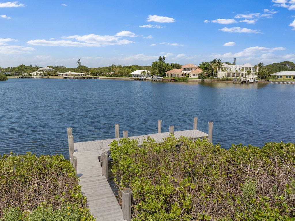 25 Cache Cay Drive
