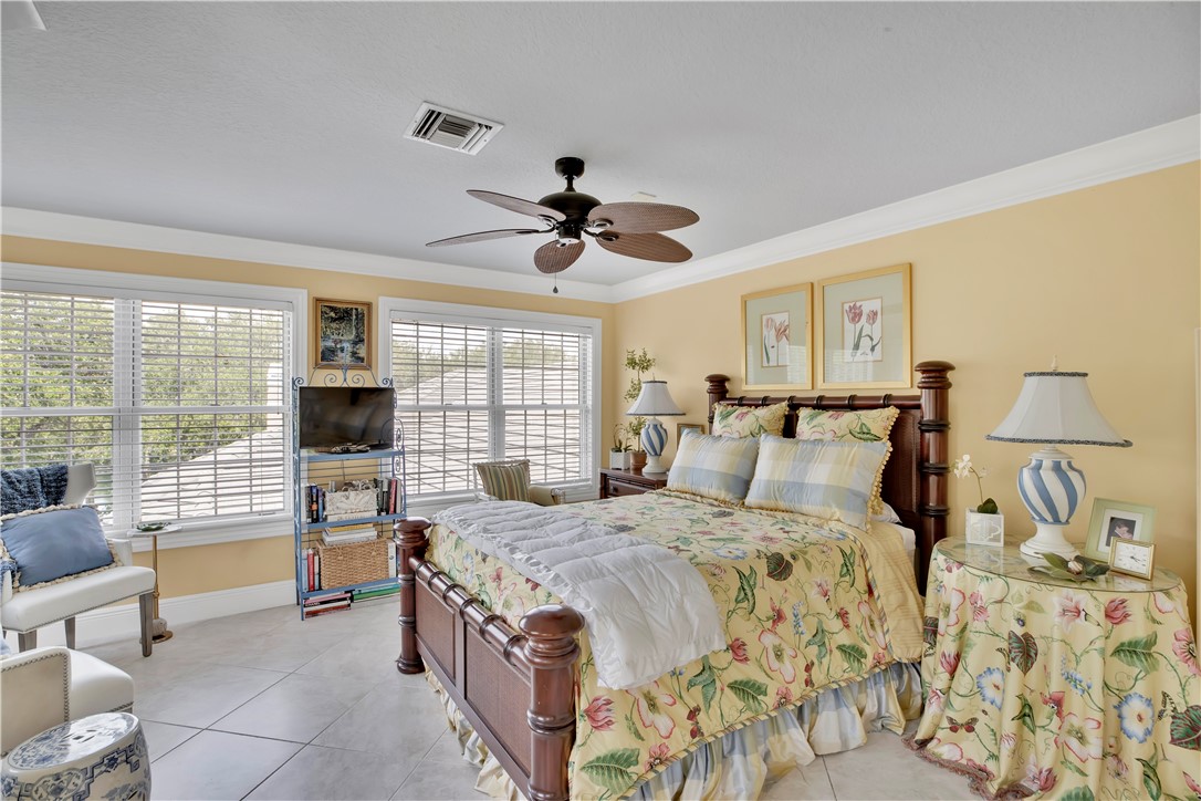 592 Sable Oak Lane