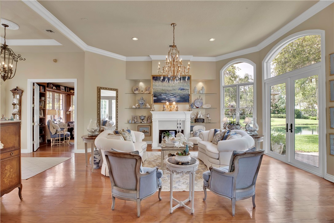 592 Sable Oak Lane