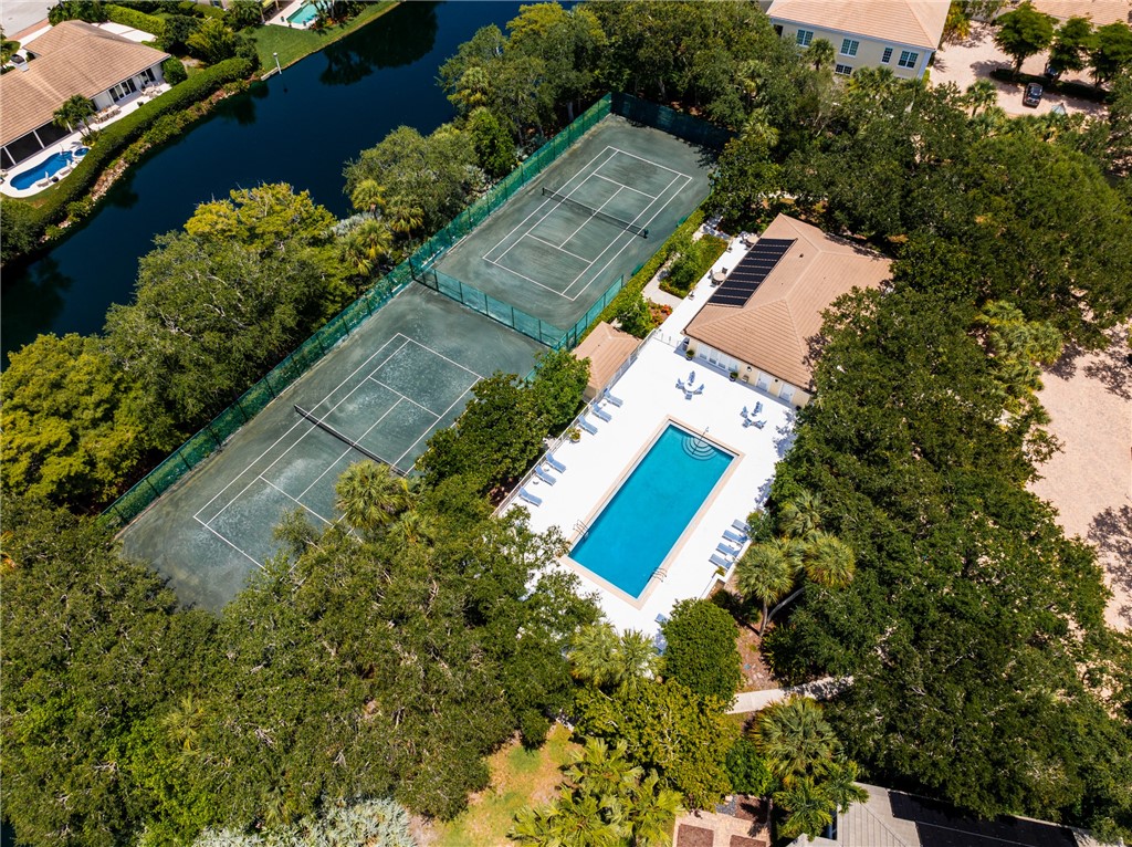 592 Sable Oak Lane