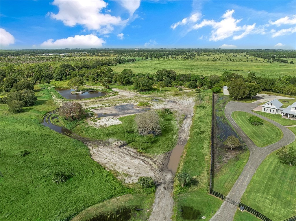 7355 Andrews Place SW