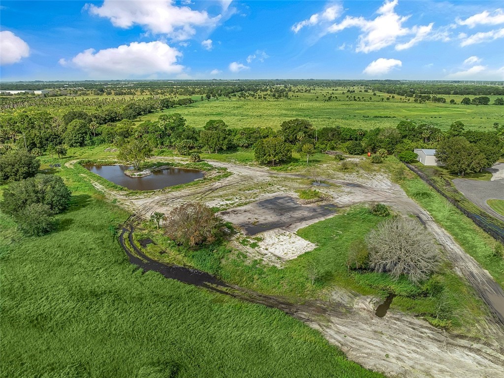 7355 Andrews Place SW