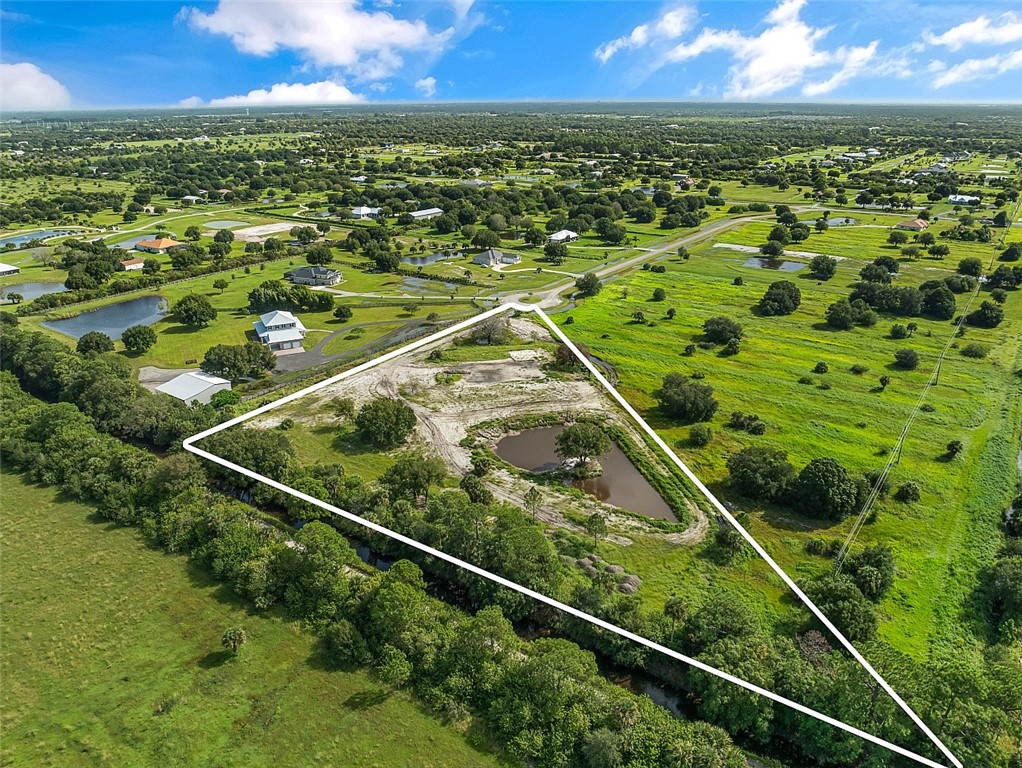 7355 Andrews Place SW