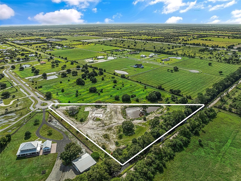 7355 Andrews Place SW