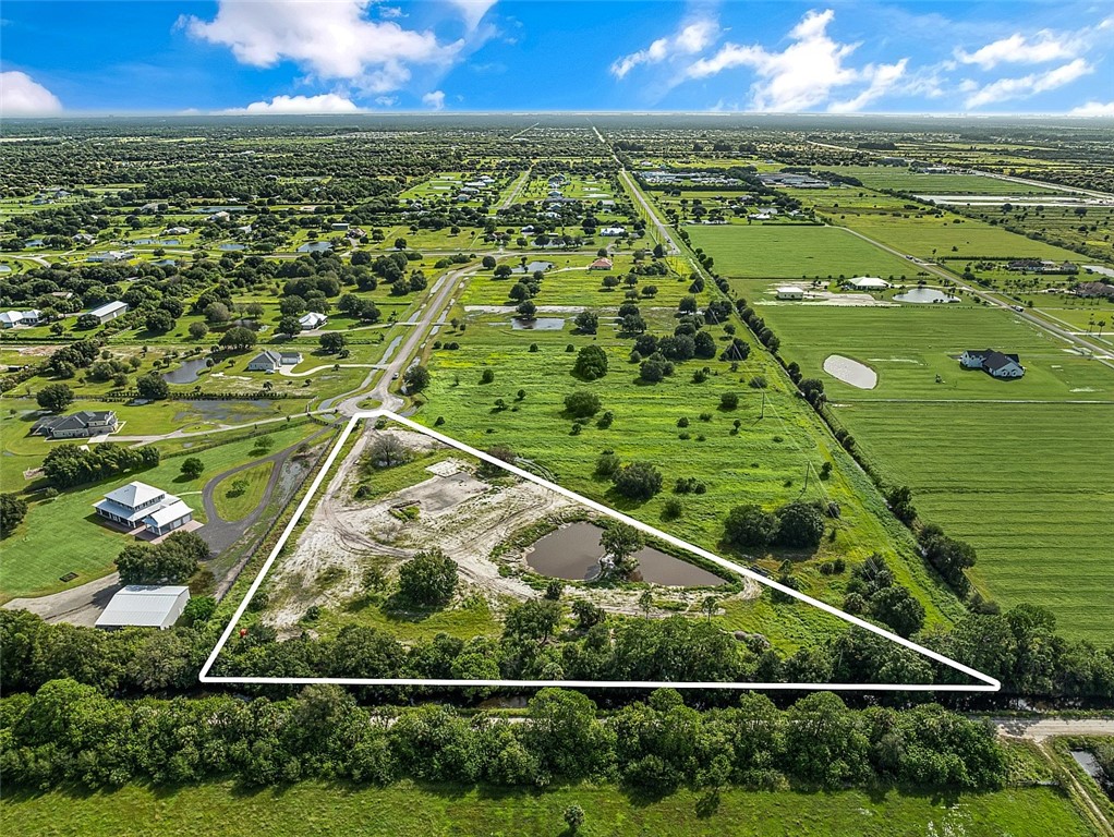 7355 Andrews Place SW