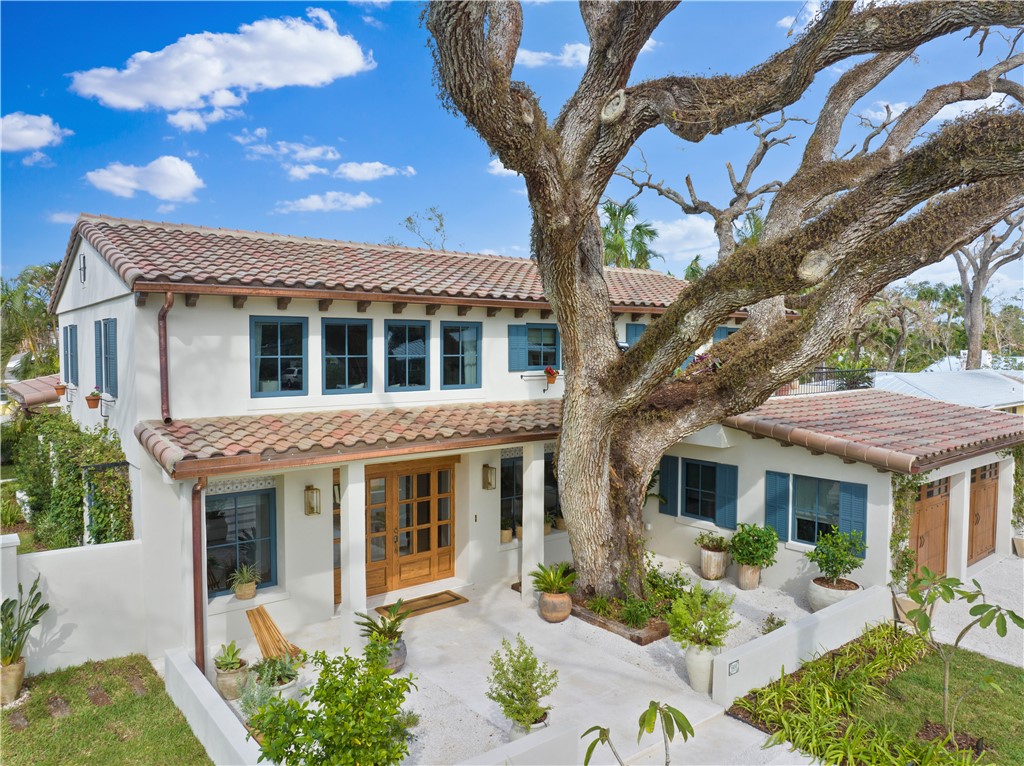 601 Flamevine Lane