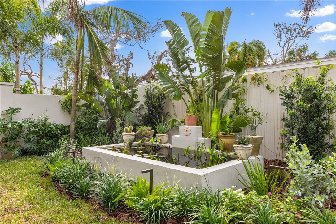 601 Flamevine Lane