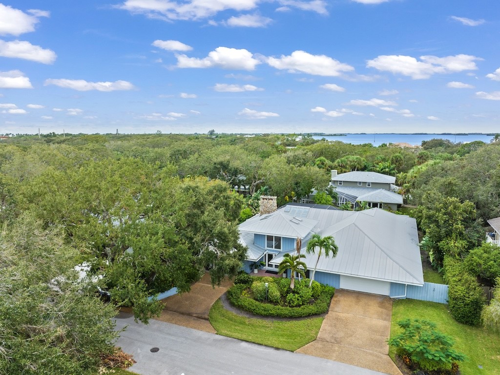 1115 Pegasus Place