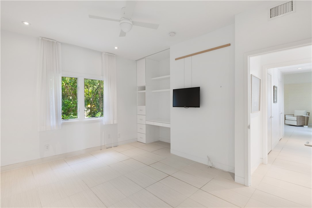 8369 Baytree Drive 8369