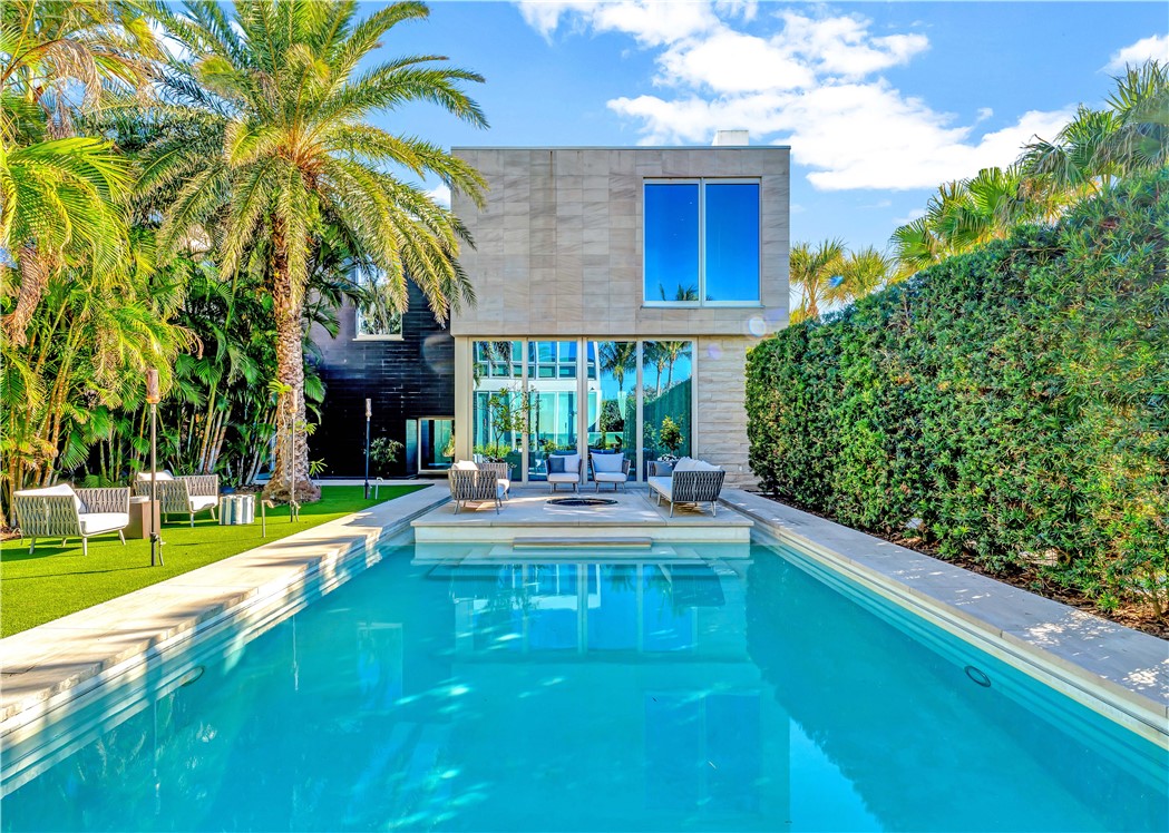 3700 Ocean Drive