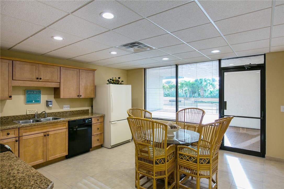 4800 Highway A1a 407