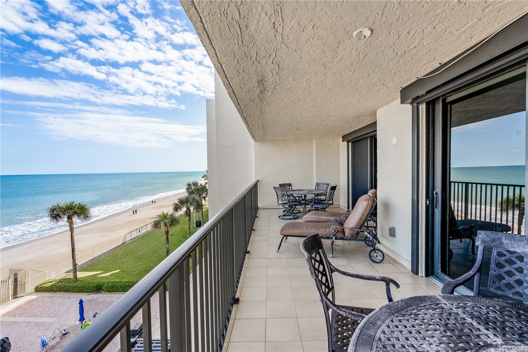 4800 Highway A1a 407