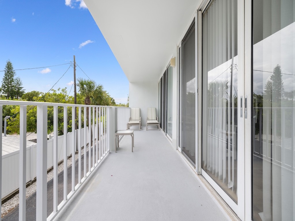 1440 Ocean Drive 3