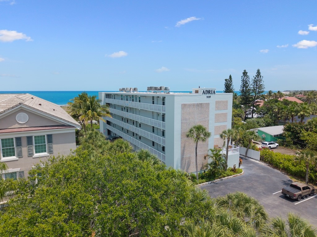 1440 Ocean Drive 3