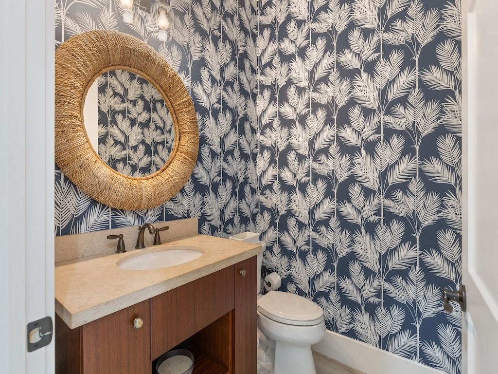 1618 W Sandpointe Place