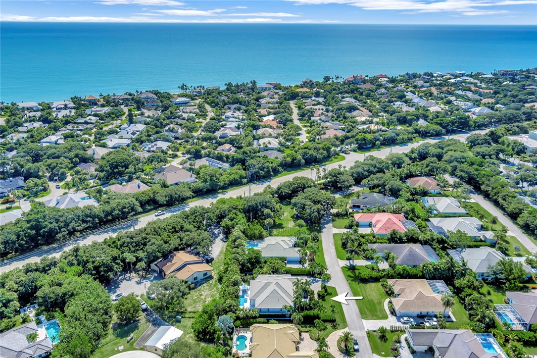 1618 W Sandpointe Place