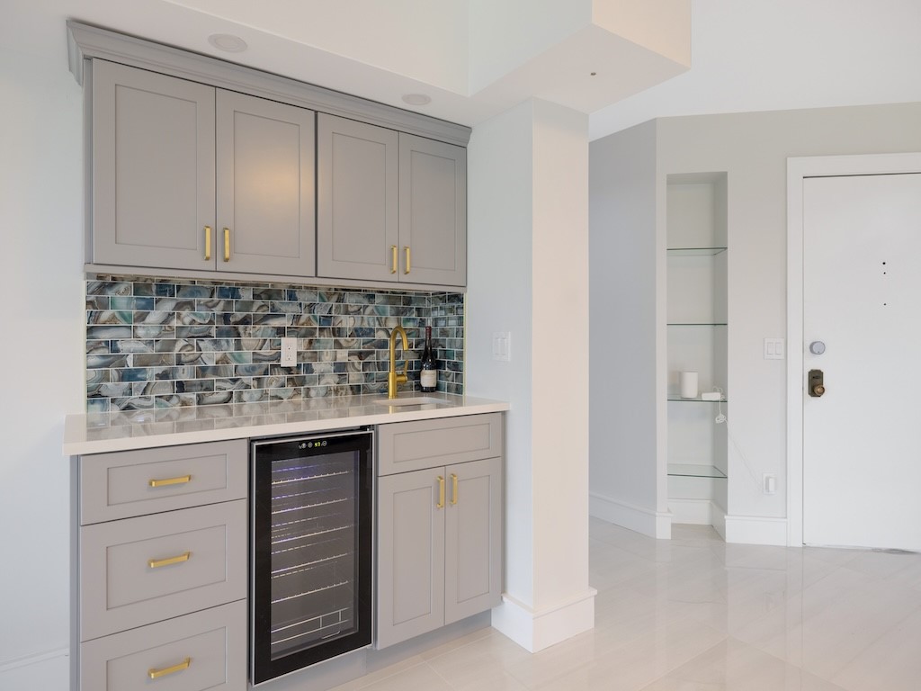 1825 Mooringline Drive 3AB