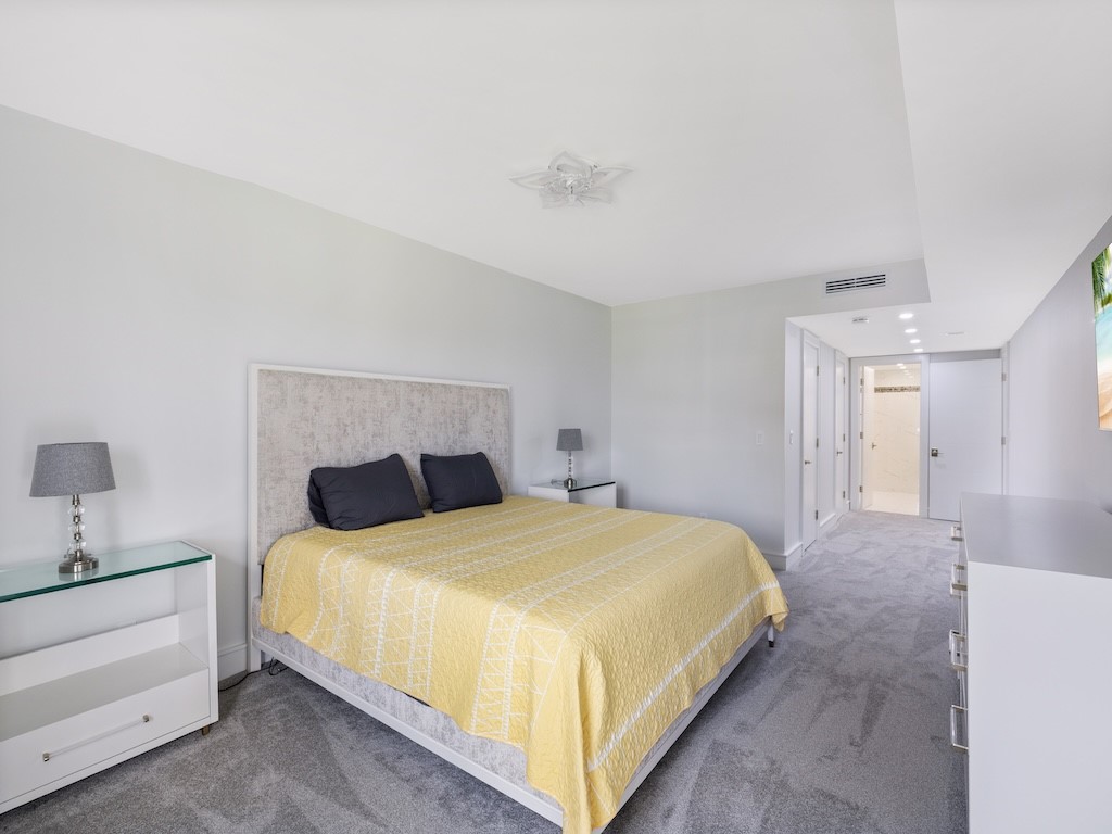 1825 Mooringline Drive 3AB