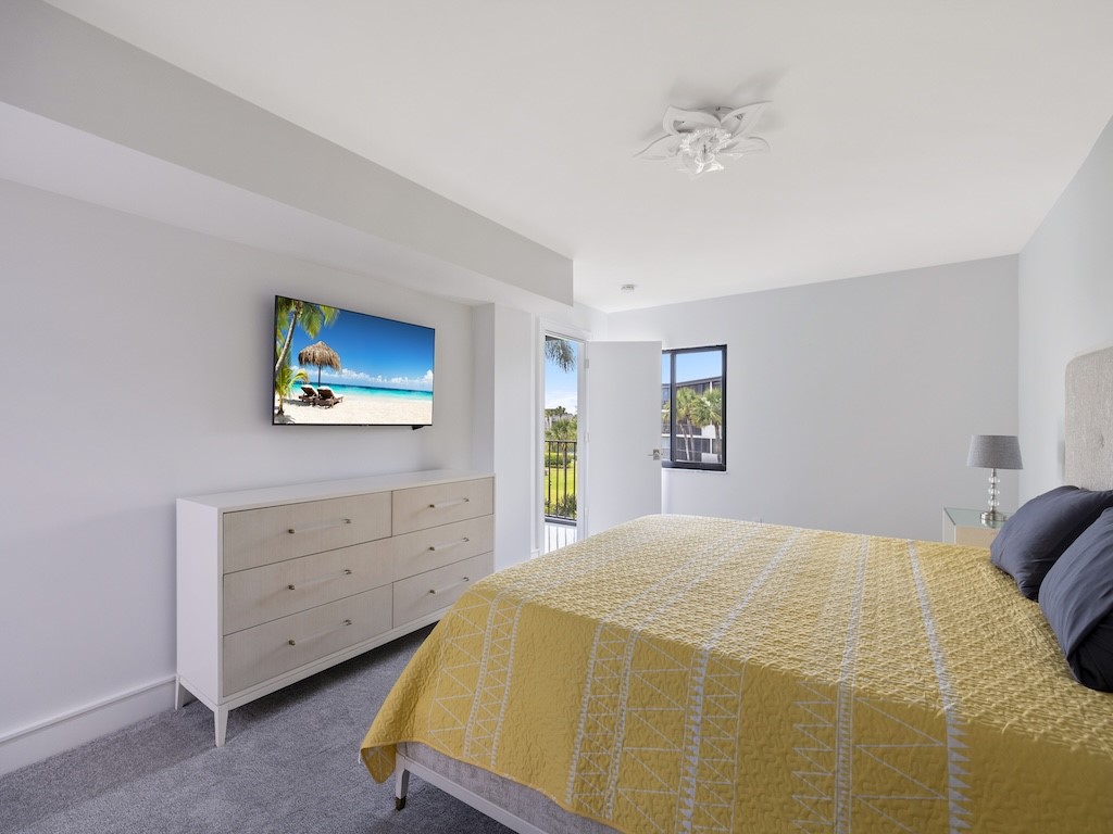 1825 Mooringline Drive 3AB