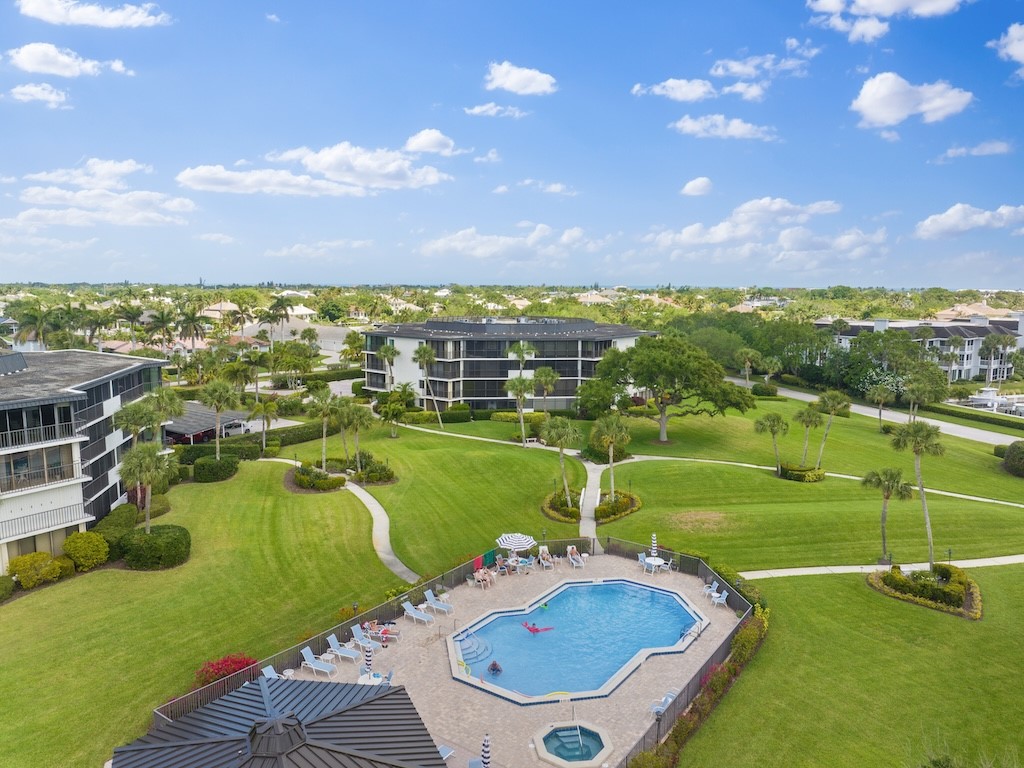 1825 Mooringline Drive 3AB