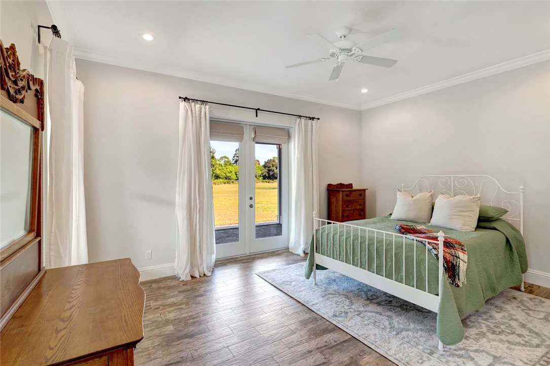 7350 Andrews Place SW