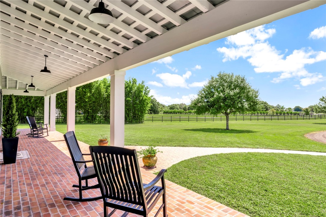 7350 Andrews Place SW