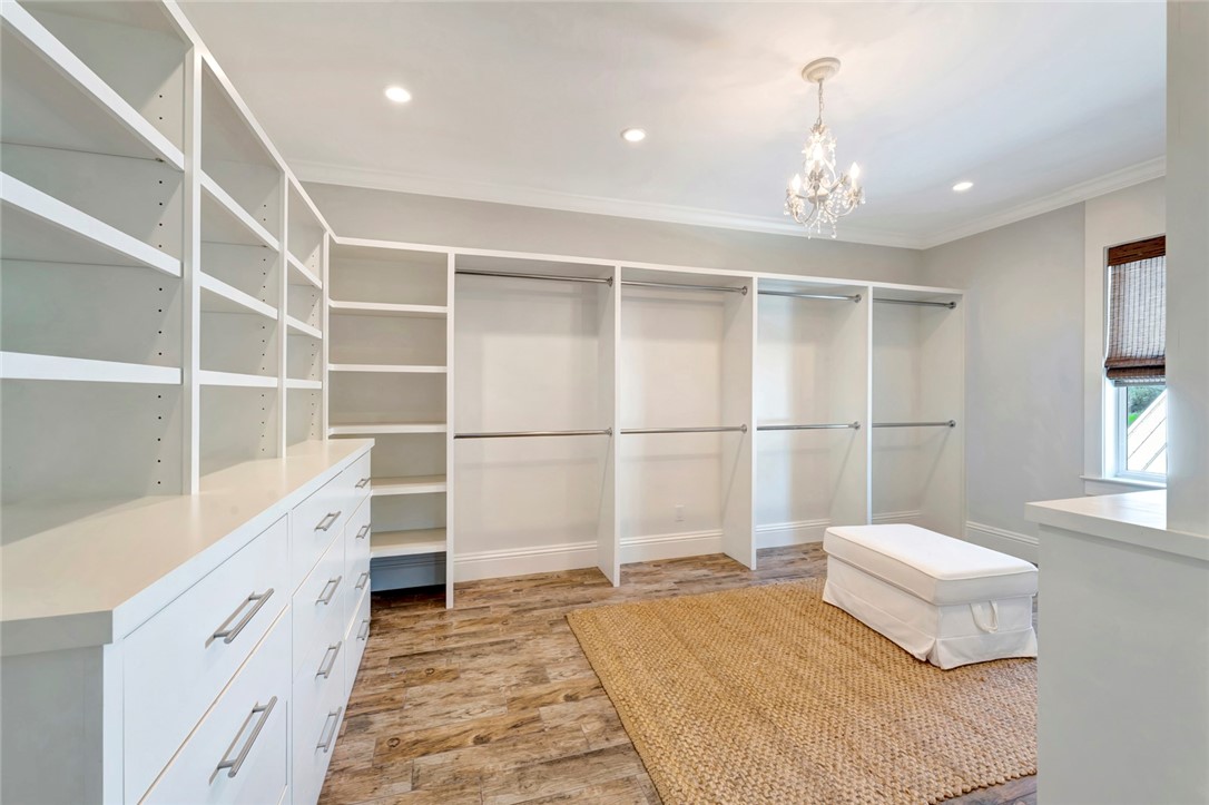 7350 Andrews Place SW