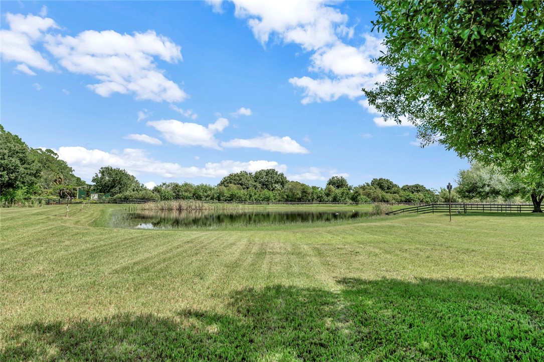 7350 Andrews Place SW