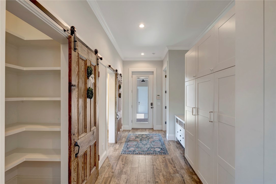 7350 Andrews Place SW