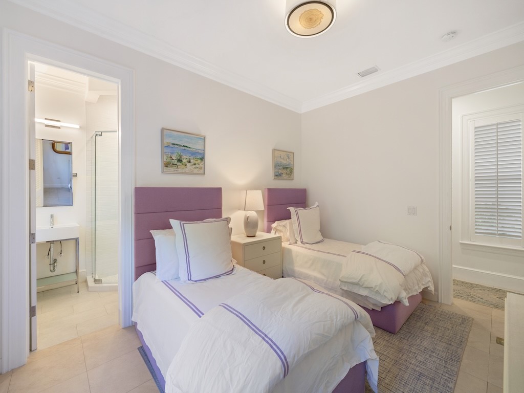 60 Caribe Way