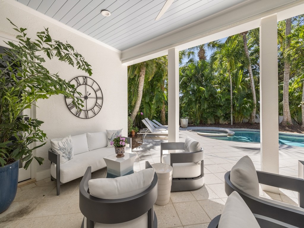 60 Caribe Way