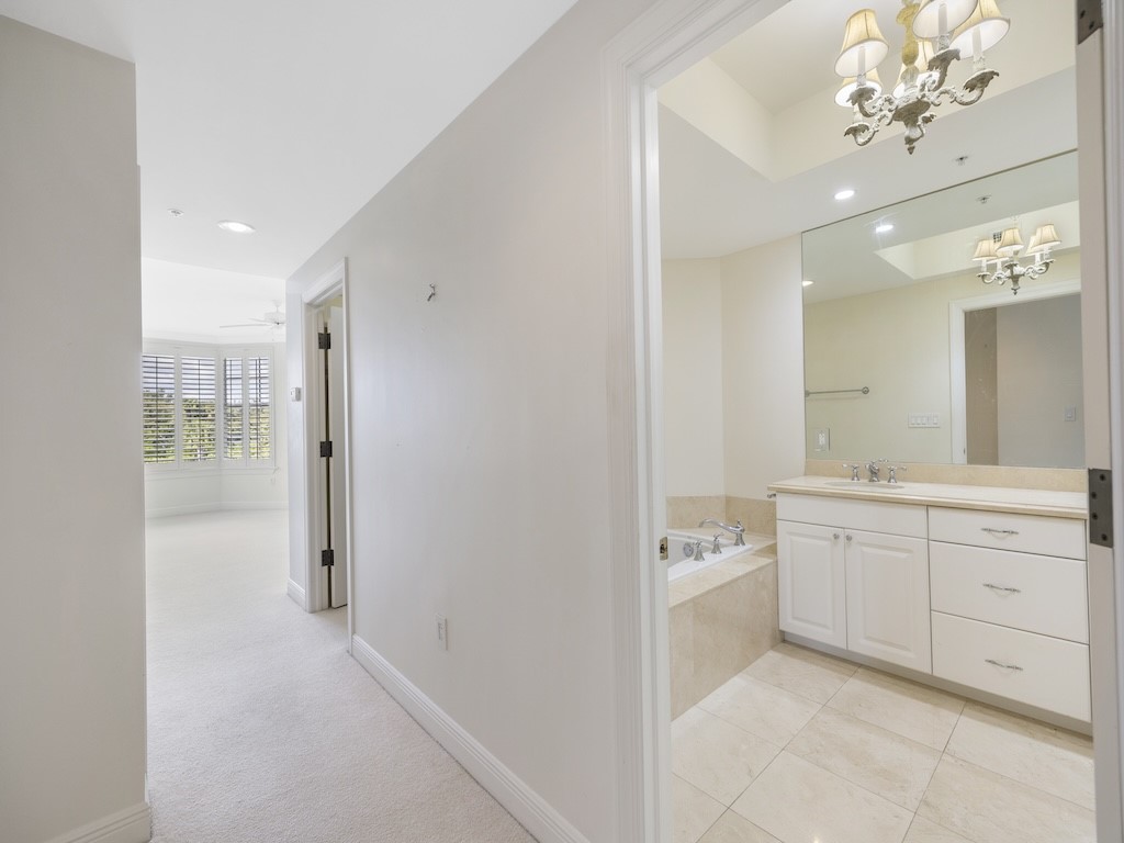 9013 Somerset Bay Lane 201