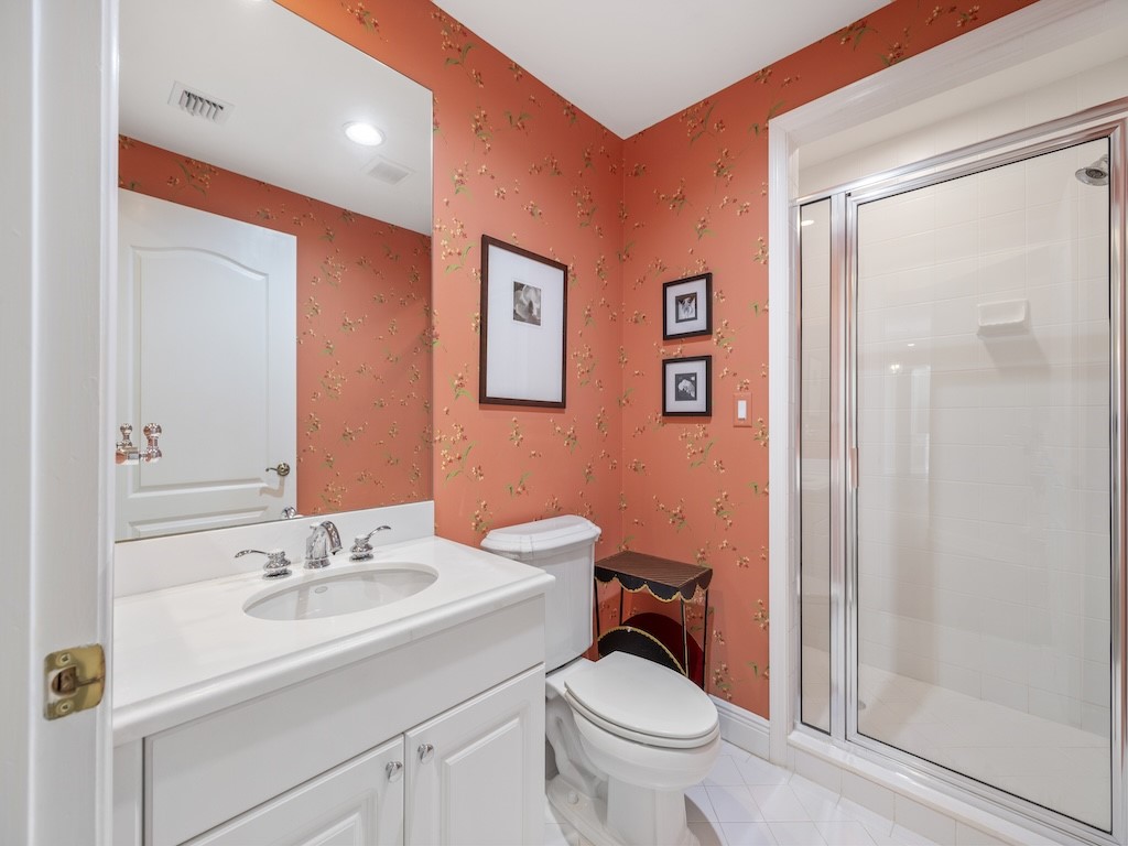 9013 Somerset Bay Lane 201