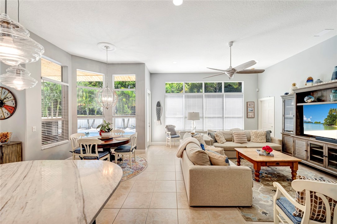 3995 Chablis Street SW